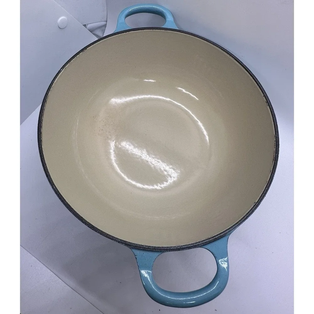 Le Creuset authentic le